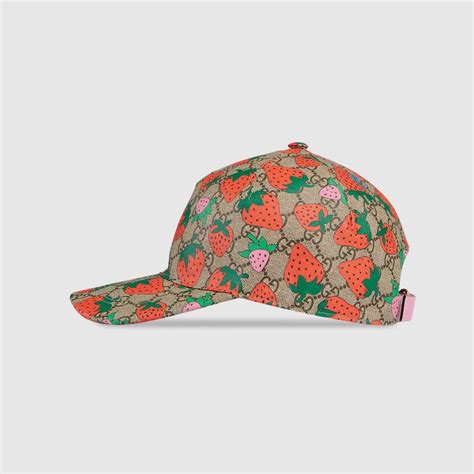 casquette gucci femme|casquette Gucci fraise.